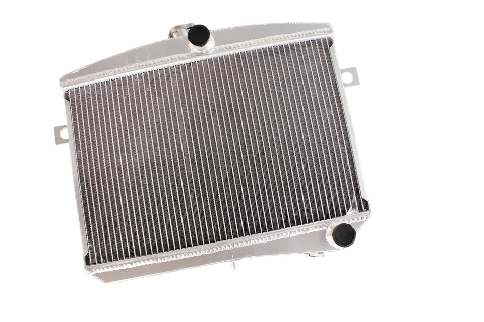 ✅Volvo Amazon P1800 S/E/ES 1967-1970M/T 142/144/145 67- aluminum radiator8601081 - Image 1 of 1