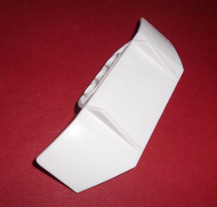 Lego Technic (61073) Heckspoiler 3x8, in weiß aus 7726 8262 8184 - Bild 1 von 1