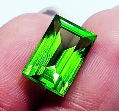 Natürlicher Peridot 9,30 Ct Baguette Form Lose Edelsteine Mit Zertifikat - Bild 1 von 4