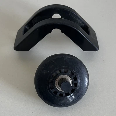 Old Tumi 行李箱旅行替换件备件车轮 2243 1996 年美国 — 第 1/4 张图片