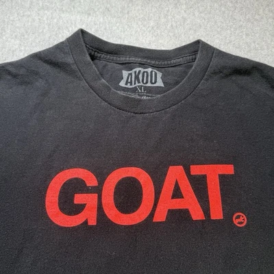 Camiseta gráfica Akoo GOAT negra roja con logotipo para hombre XL Streetwear Tee Foto 1 de 4