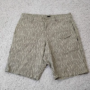 Undefeated Shorts Mens 32 Beige Camouflage Outdoor Chino Street Wear Hiking - Picture 1 of 12