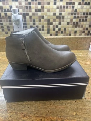 Nautica Alara 女式短靴 8.5 码灰色全新 MSRP 65 美元,#1k) — 第 1/4 张图片