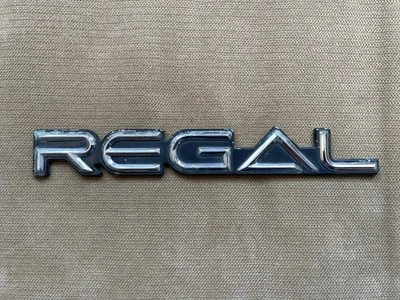 复古 1984 - 1987 年别克富豪脚本徽章装饰品 (ON-13-51) — 第 1/4 张图片