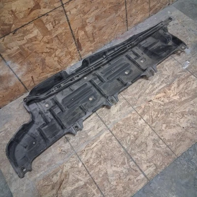 Lexus RX350 RX450 2010-2015 parte inferior derecha debajo de la carrocería protector contra salpicaduras guardabarros OEM Foto 1 de 3