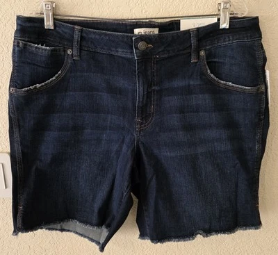 Maurices M Jean Classic Cutoff Bermuda Denim Shorts Women's (Size:18) 38"W   7"L - Image 1 of 4
