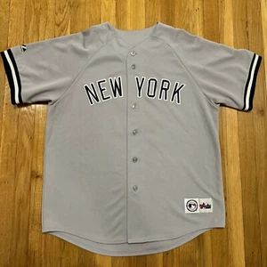 Derek Jeter #2 New York Yankees MLB Majestic Gray Baseball Jersey Mens XL - Picture 1 of 9