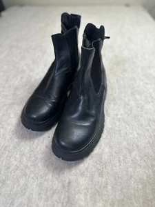 PRADA Women’s Black Leather Slip On Boots Size US 8.5 40 EU - Picture 1 of 8