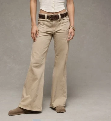 AMERICAN EAGLE 弹力高腰喇叭牛仔裤 2 码短 TAUPE 女式 F/S — 第 1/4 张图片