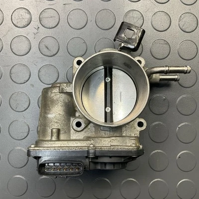 2010-2017 Toyota Camry 2.5L Engine Throttle Valve Body Assy OEM - Image 1 of 4