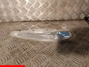 Clignotant avant Droit - CITROEN DS5 I (1) PHASE I (1) - Réf : 9687188680 - Picture 1 of 5