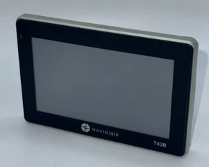 NAVIG[8}R T43B 4.3" Touchscreen GPS - AUSTRALIAN MAPS - Picture 1 of 2