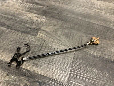 Pestillo de bloqueo de asiento Yamaha 2003-2005 FJR1300 OEM con cable Foto 1 de 4