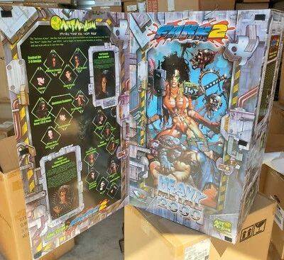 ART Asylum Heavy Metal 2000 FAKK2 Estatua Simon Bisley Julie Strain Kevin Eastman Foto 1 de 4