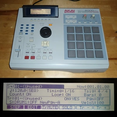 Completamente reparado Akai MPC2000XL con unidad de CF tarjeta de 1 GB y 32 MB de RAM Foto 1 de 4