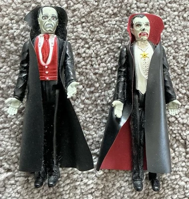 1980 Remco Универсальные Монстры Дракула И Призрак Оперы С Фигурками на Плащах - Изображение 1 из 2