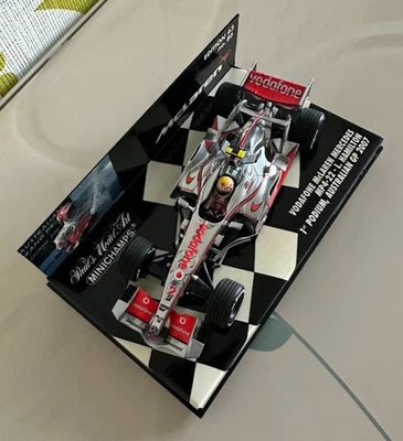 MINICHAMPS 1:43 F1 McLAREN MERCEDES MP4-22 LEWIS HAMILTON AUSTRALIA LIMITED 2007 - Image 1 of 4