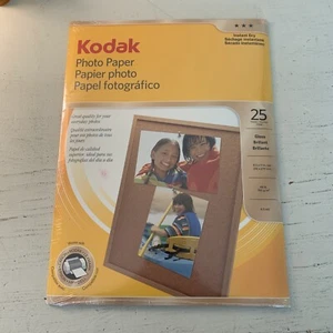 NIP Kodak Photo Paper 6.5 mil Gloss, 8-1/2 x 11in. 25 Sheets Pack CAT 191 2369 - Picture 1 of 2