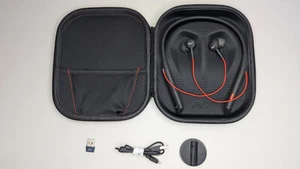 Plantronics Voyager 6200 UC Bluetooth Noise Cancelling Neckband & BT700 Dongle - Afbeelding 1 van 8