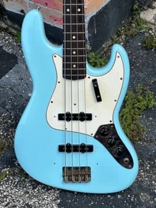 1965 Fender Jazz Bass pretty refinish in Sonic Blue & ready for its next gig ! - Picture 1 of 16