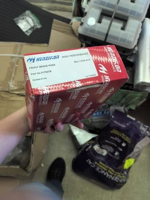 Pastillas de freno delanteras henzikon alto rendimiento Chrysler Sebring nuevas en caja Foto 1 de 2