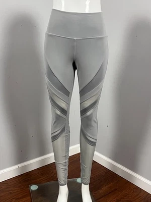 Legging ALO Yoga Cintura Alta Epic Malla Aleación Gris Plateado Para Mujer Mediano Foto 1 de 4