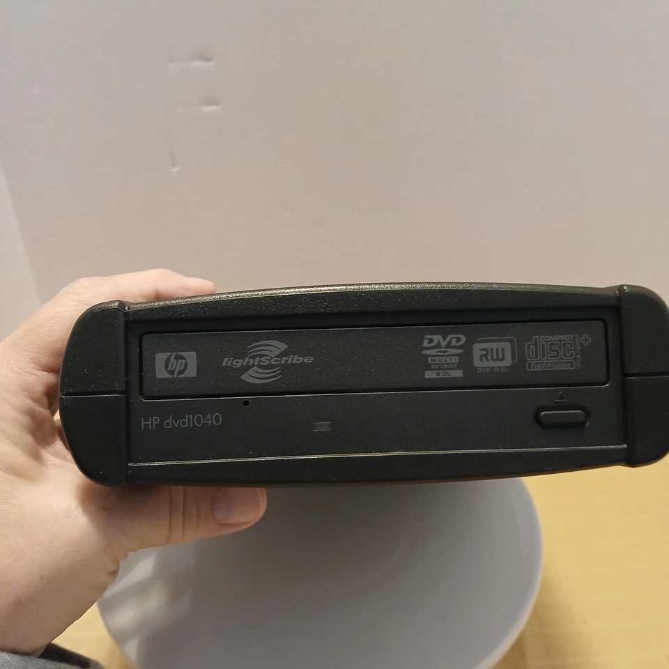 Grabadora de DVD externa HP dvd1040 súper múltiple LightScribe unidad de disco de doble capa Foto 1 de 4