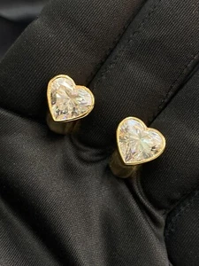 Sbalorditivo 4 Cts Cuore Forma GIA Diamanti Solitario Huggie Orecchini 18K Oro - Foto 1 di 12