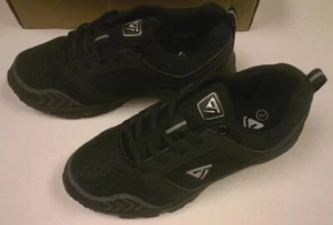 Sneakers | JAbasic | Women's/Childs | Running | Black | Sz: 34/2 | NIB | ST2150 - Picture 1 of 2