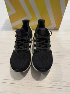 Adidas Ultra BOOST negro/blanco para hombre talla UK 7,5 EU 41,3 RRP £150 #I878 - Imagen 1 de 9
