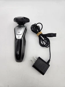 PHILLIPS NORELCO S5675 CORDLESS TRIPLE HEAD 5000 SERIES WET DRY SHAVER * WORKS * - Picture 1 of 4