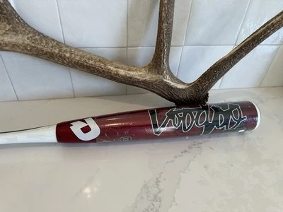 Bate de béisbol BESR 2011 DeMarini Voodoo 33/30 (-3). Nuevo con etiquetas Foto 1 de 4