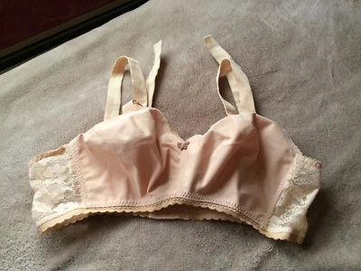 CAMEO COUTURES 38F BEIGE SMOOTH SOFT CUP CUSTOM FIT  BRA    STYLE 727 NIB - Image 1 of 4