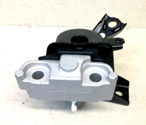 Hydraulic Front Right Motor Mount for 2006 2007 2008 Toyota RAV4 2.4L FWD 2WD - Picture 1 of 3