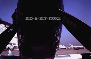 Original Slide, Engine & Propeller of Military Airplane, Airplanes at the back   - Bild 1 von 1