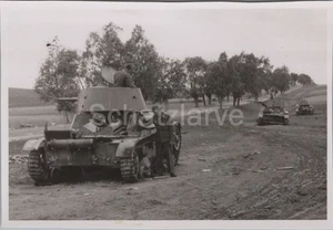 Foto, russische BT-7 Panzer Rückzugsstraße Białystok Polen, 01 (MJ-65)1029 - Bild 1 von 2