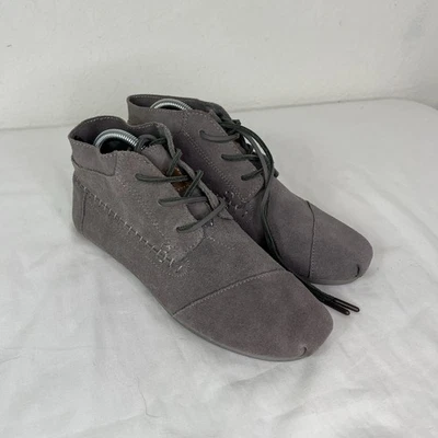 Botines chukka de gamuza gris Toms talla 38, con cordones, cómodos, informales, caminar, otoño Foto 1 de 4