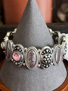 Pulsera Belk Live, Laugh, Love Flex para piel sensible ~ Nueva con etiquetas - Imagen 1 de 8