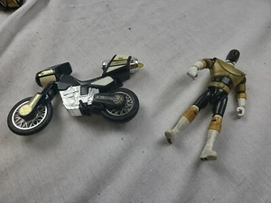 Bandai Power Rangers 1996 Zeo Gold Ranger Figure With Jet Cycle Needs Cleaning - Picture 1 of 6