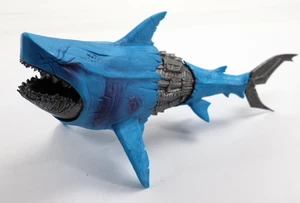 McFarlane Toys Raw 10 Fren Z Frenzy Great White Shark Figur Cyber Roboter - Bild 1 von 4