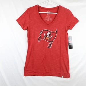 Camiseta de fútbol americano de la NFL roja mediana de los Tampa Bay Buccaneers para mujer 47 marca cuello en V - Imagen 1 de 9