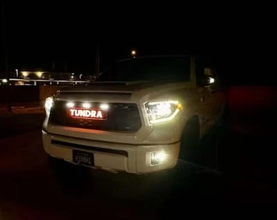 琥珀色烟雾镜头标记灯适用于 18-21 丰田苔原 TRD PRO 风格网格格栅 — 第 1/2 张图片