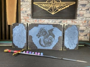 Dungeon Master Screen, Steampunk screen, Dice Design Engraved Felt Front For D&D - Picture 1 of 9