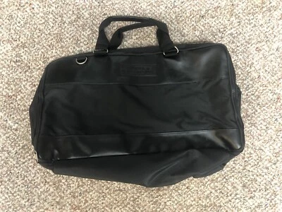 Bolsa de viagem Harley-Davidson de couro em relevo lona para pernoite - Imagem 1 de 3