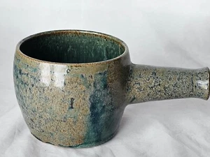 Helen Pincombe studio pottery handled bowl, circa 1950 - Picture 1 of 11