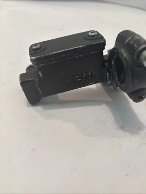 Kawasaki KDX200 KDX 200 1986 1987 1988 #D153 cilindro maestro de freno delantero y percha Foto 1 de 4