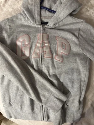 Sudadera con capucha con cremallera Foto 1 de 3