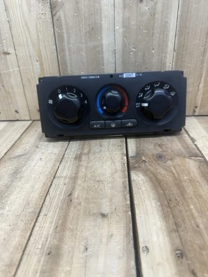 Interruptor de unidad de calor control de clima Nissan Xterra Frontier & Pathfinder 2005-2012 Foto 1 de 4