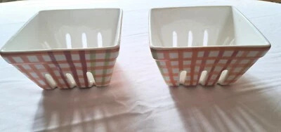 Cesta de bayas de cerámica multicolor Celebrate Together porta frutas juego de 2 tazones Foto 1 de 4