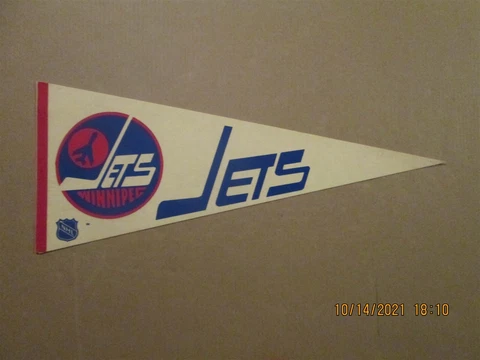 NHL Winnipeg Jets Vintage Circa 1979-80 Team Logo 1st Year Hockey Pennant Cover